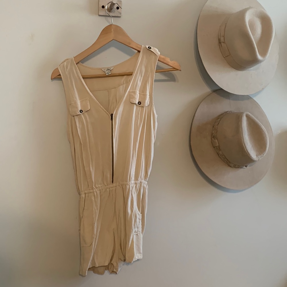 Guess zip up romper